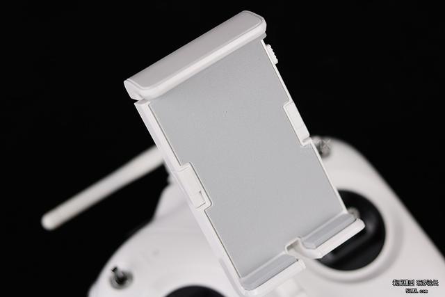 大疆最便宜的无人机Phantom 3 SE评测