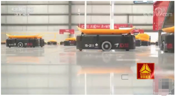 央视节目《走遍中国》赞叹京东物流无人技术,