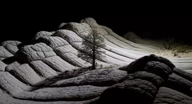 悟2搭载禅思X7与8轴上的LED灯光完美配合,在