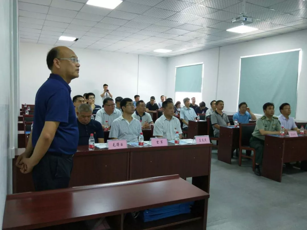 郑州市农机局领导莅临大诚无人机研究培训中心