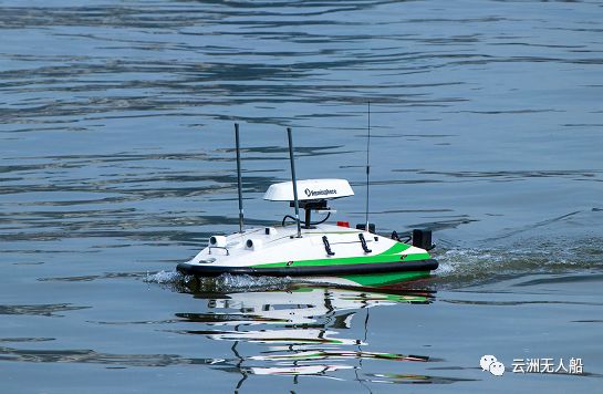 云洲探测无人船被澳门中学生包围了!