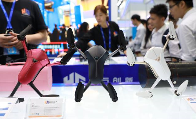 万众期待-高巨无人机编队与七夕来一场华丽