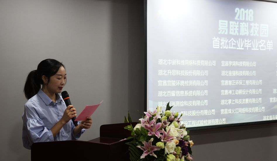 据俄罗斯《消息报》10月10日报道,俄罗斯军方