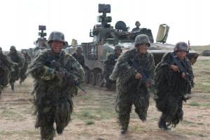 俄媒曝中国新型装甲侦察车：能摧毁无人机(图)