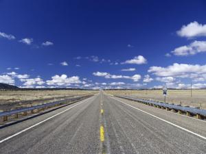 浙江公路系统首架公路路网监测无人机投用