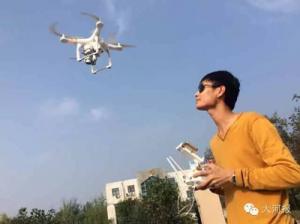 无人机航拍国庆返程路