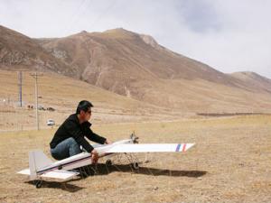 青海首例超轻无人机大比例尺测绘实验成功