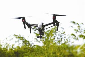 英消费机无人机市场管理松散 纠纷激增