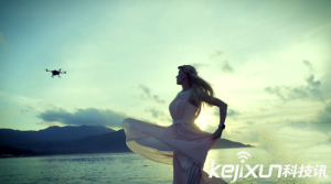 “蜻蜓”无人机：不用操作 自拍神器