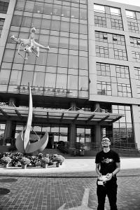 汪滔：打造世界级的无人机公司