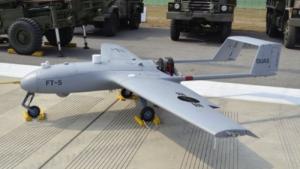 韩国多种武装无人机曝光 可协同阿帕奇作战