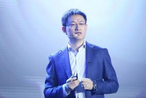 大疆潘农菲：无人机是新一代的装B利器