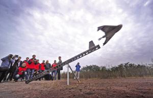 火场看不清？无人机从空中搞定