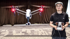 想学苹果？大疆创新无人机首个旗舰店圣诞节前开业