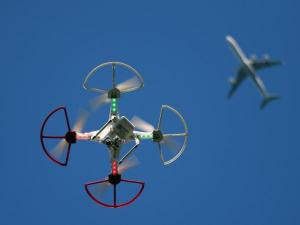 高通发布无人机参考设计平台进军无人机市场