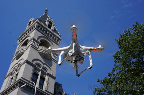 FAA无人机监管新建议：注册无人机飞行员执照