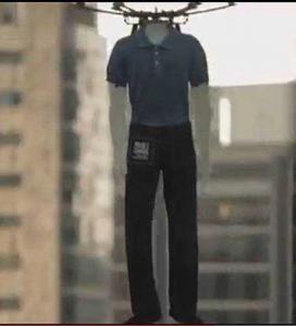 黑五奇葩营销：用无人机把衣服挂到天上