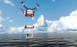 永福地税员工用无人机进行洪灾救援