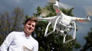 美国管制无人机新政：无人机或需备案