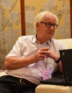 国际无人机协会主席Peter在深圳秘密会见了谁？