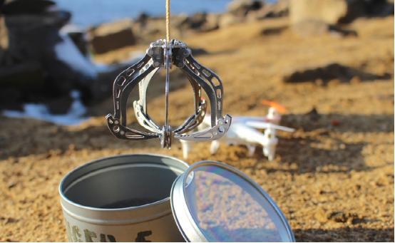 Mantis无人机械爪亮相 无需电源便可工作