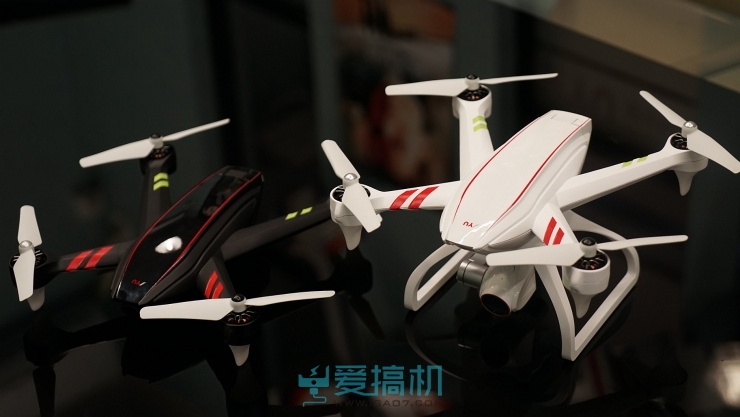 无人机界的灯厂超跑 疆域大黄蜂Hornet S无人机体验