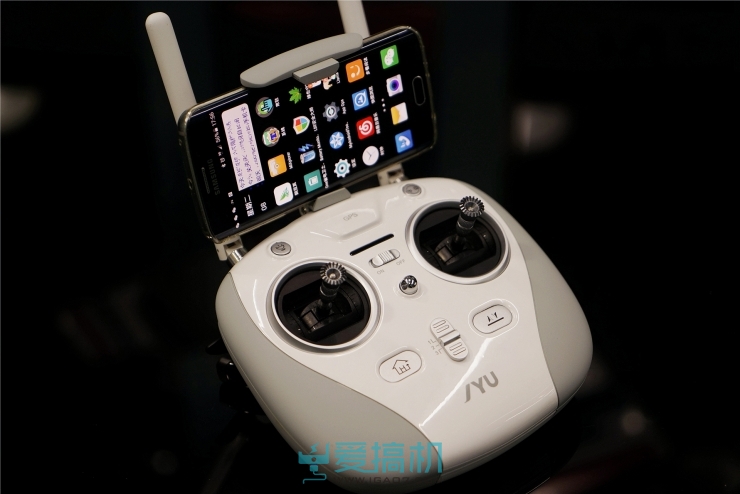 无人机界的灯厂超跑 疆域大黄蜂Hornet S无人机体验