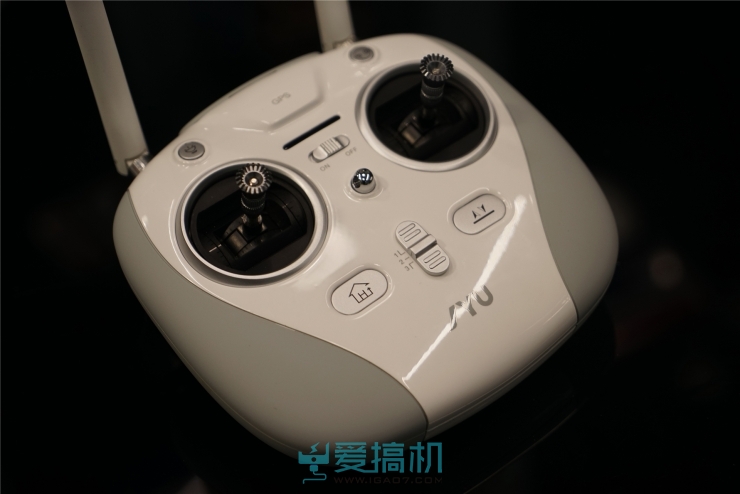 无人机界的灯厂超跑 疆域大黄蜂Hornet S无人机体验