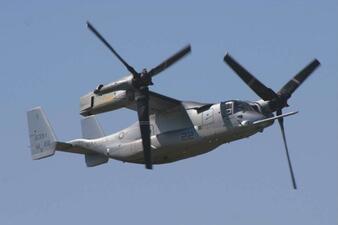 无人机用于人道主义援助和环境研究。(UAV for Humanitarian Aid and Environmental Research.)