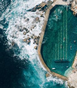 无人机航拍澳大利亚壮观美景 展现别样风貌