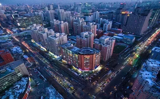 夜幕下的五道口_宇辰网_让世界读懂无人机_全球专业无人机服务资讯平台