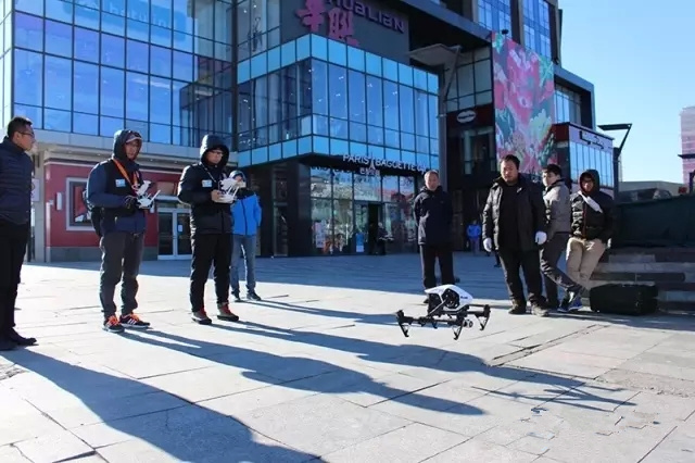 起飞悬停测试_宇辰网_让世界读懂无人机_全球专业无人机服务资讯平台