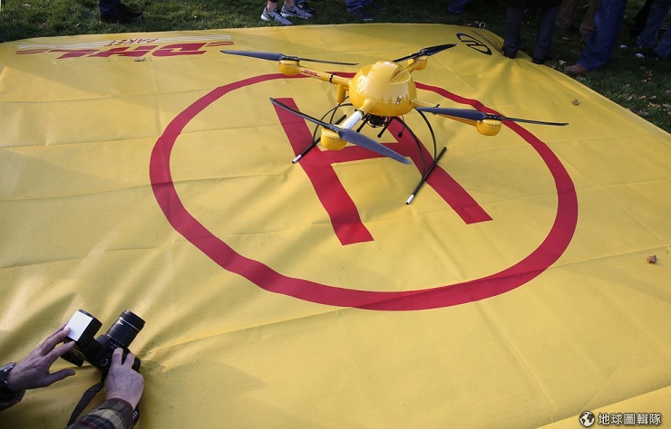 UAV Airport_world121602