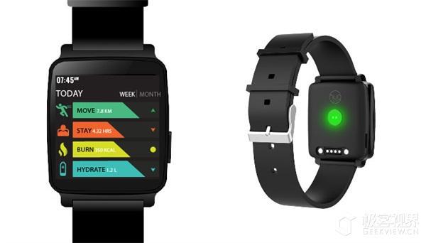 而现在，一款印度科技初创公司 Hug Innovations 研发的智能手表让你可以，伸出双臂就可以“尽情翱翔”了。Hug 除了具备传统智能手表所具备的一切功能之外，还内置了功能强大的传感器阵列，能够操控无人机视频游戏。