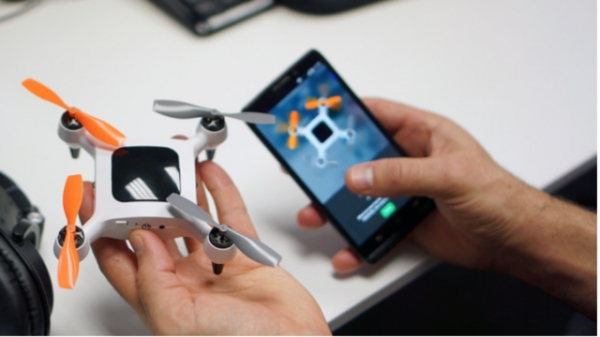 ONAGOfly:手掌大的智能无人机你见过吗? 