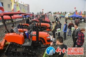 新余“无人机”亮相农机展