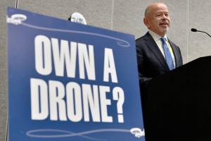 科技新宠 美国无人机用户至少有18.1万人