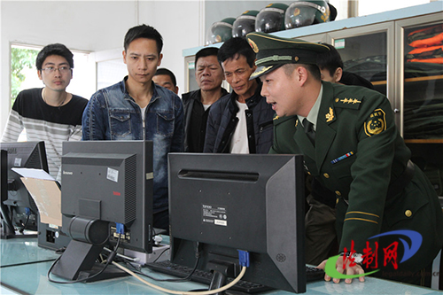 广东汕头：派出所举办开放日 无人机遭热捧