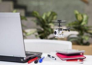 日本推出全球最小无人机：仅拳头大小