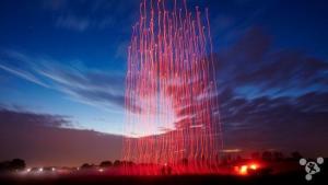 叹为观止的无人机同步飞行 表演美不胜收绚丽多彩