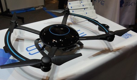 lily跳票CES后 却火了自拍神器SKYE无人机