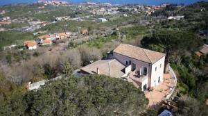 无人机化身为计算机及热点 尝试为西西里农民带去网络