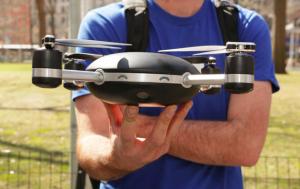 拿猎枪击落无人机的美国男子已经认罪