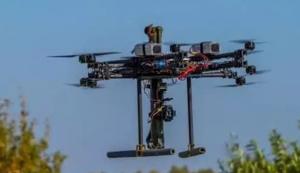 俄展示反坦克多轴无人机