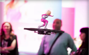 马里奥驾着遥控飞机“强势来袭”