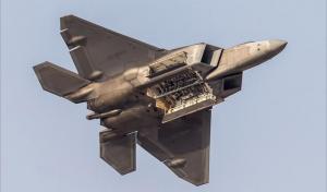 美称F-22能“撕裂”红旗-9 中国真的束手无措吗？