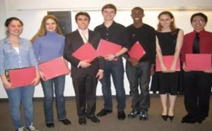 14岁进麻省理工的90后女孩 居然利用课余时间做了架飞机