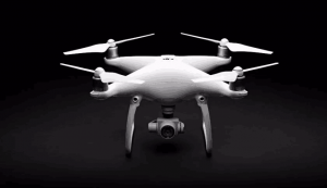 美媒评大疆Phantom 4：将无人机技术推向新高度