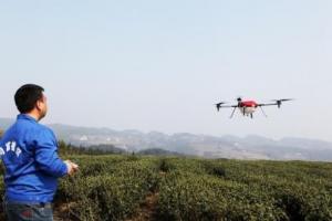 植保无人机助力春耕(图)
