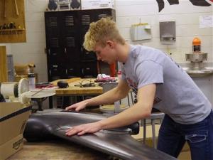 美国高中生动手打造无人机帮助农业生产